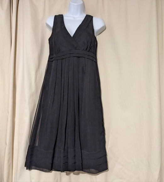 Tahari Dresses & Skirts - Tahari black silk dress 4